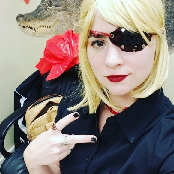 Meet your Posher, Amber - Picture 1 of 1